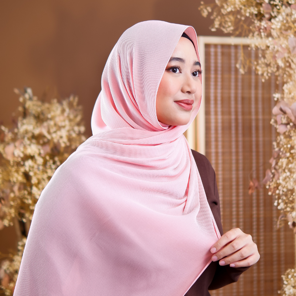 Pleated Series in Salmon
